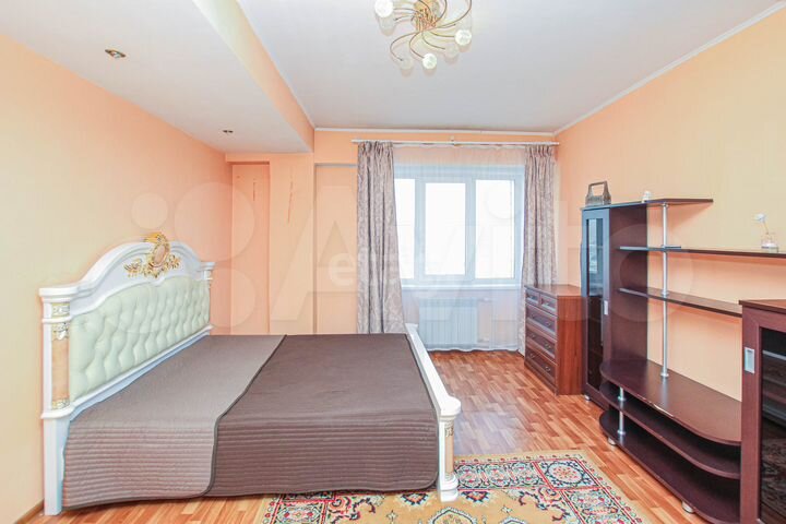 2-к. квартира, 64 м², 9/12 эт.