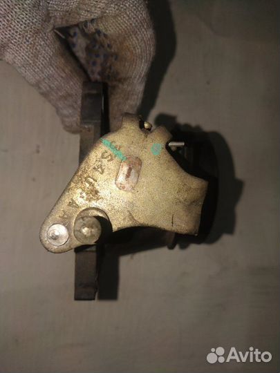 Дроссельная заслонка Ford Focus 1 DNW 2.0 2005