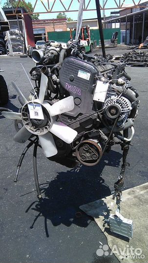 Двигатель в сборе двс toyota noah SR50 3S-FE