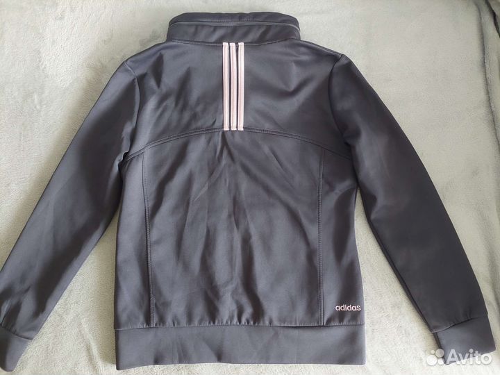 Спортивный костюм женский