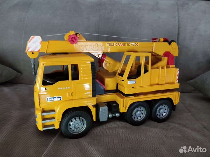 Теле-кран MAN Bruder