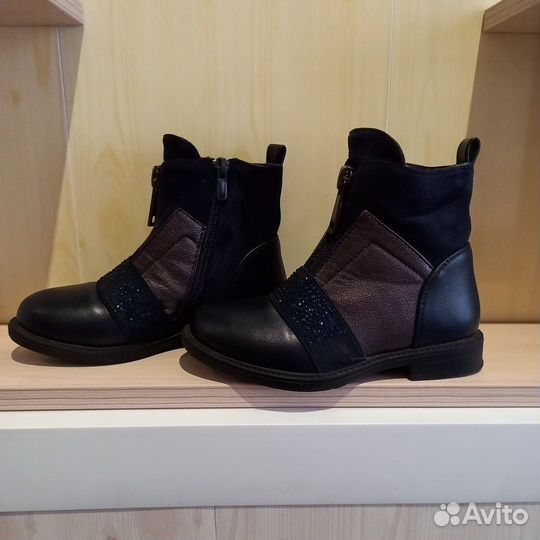 Ботинки демисезонные для девочки 29