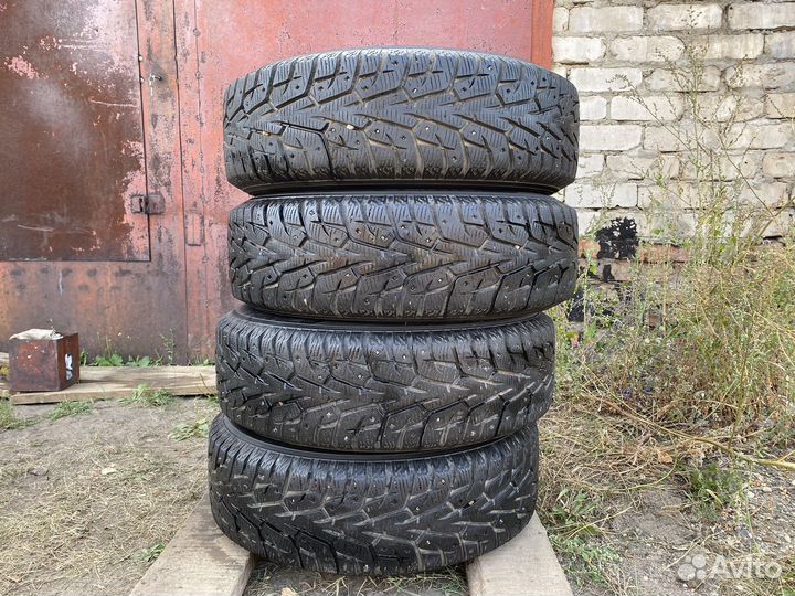 R15 Yokohama Ice Guard Stud IG55 195/65, PCD 5x112 DIA 57.1