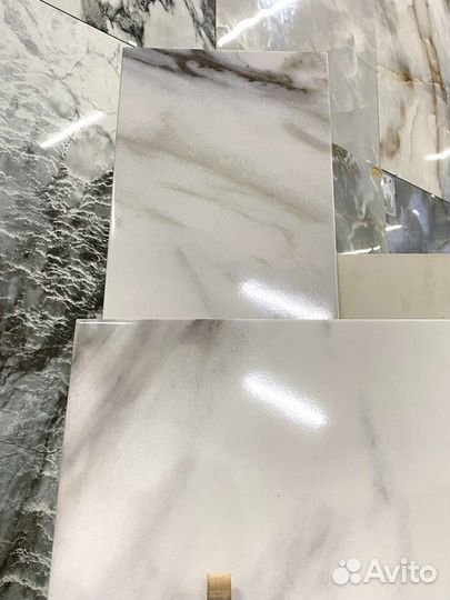 Плитка керамическая под мрамор 25х50