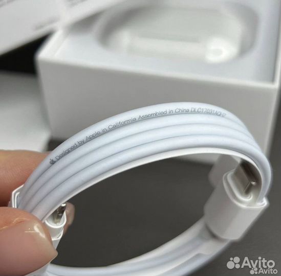 AirPods Pro 2 поколения (Гарантия + Чехол)