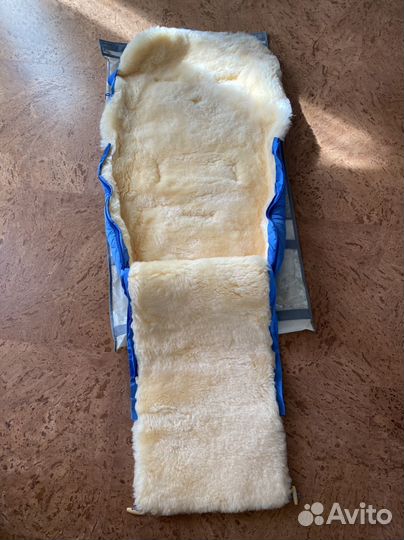 Зимний конверт в коляску на овчине