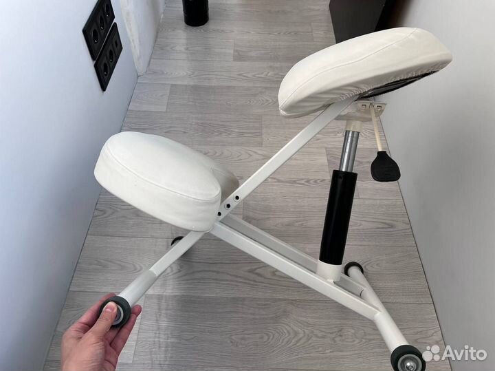 Коленный стул smartstool