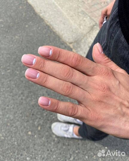 Требуются модели на маникюр педикюр