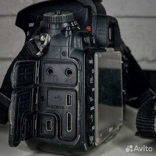 Фотоаппарат Nikon D610 в отлично состоянии