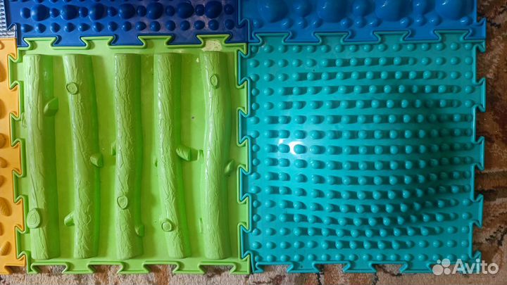 Коврик развивающий