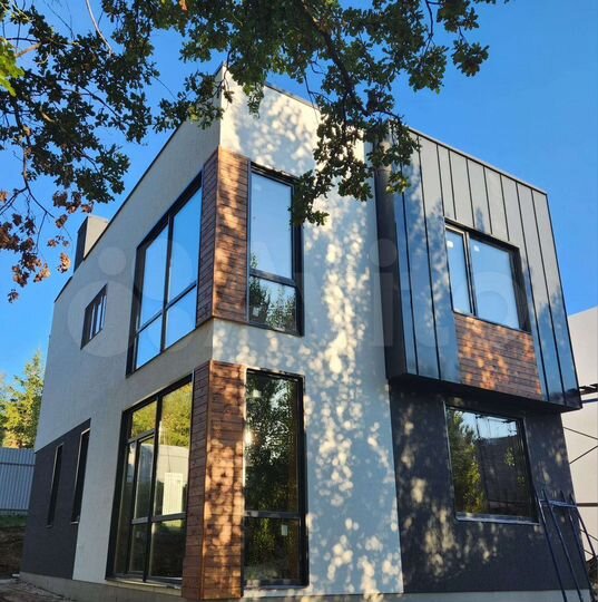 Дом 100 м² на участке 3 сот.