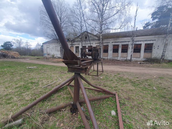 Кран пионер