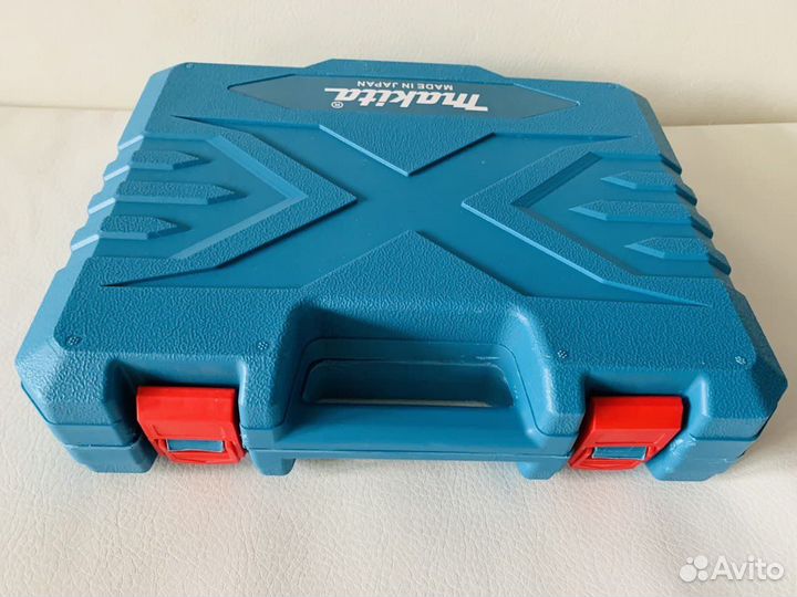 Шуруповерт makita 12v новый