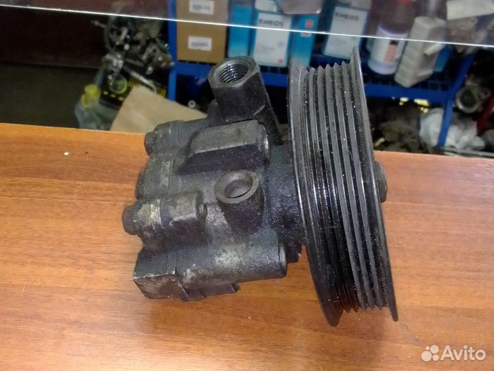 Форд Фокус 1 рокам Насос гура 1152664