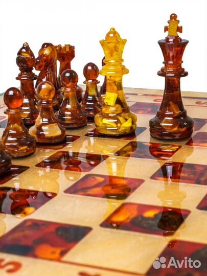 Янтарные шахматы арт.101