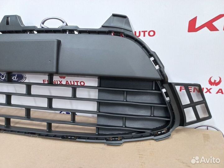 Решетка бампера Kia Rio 4 17-20 год Оригинал