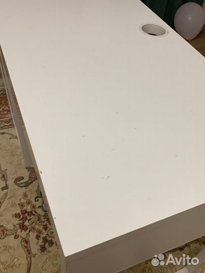 Письменный стол IKEA микке