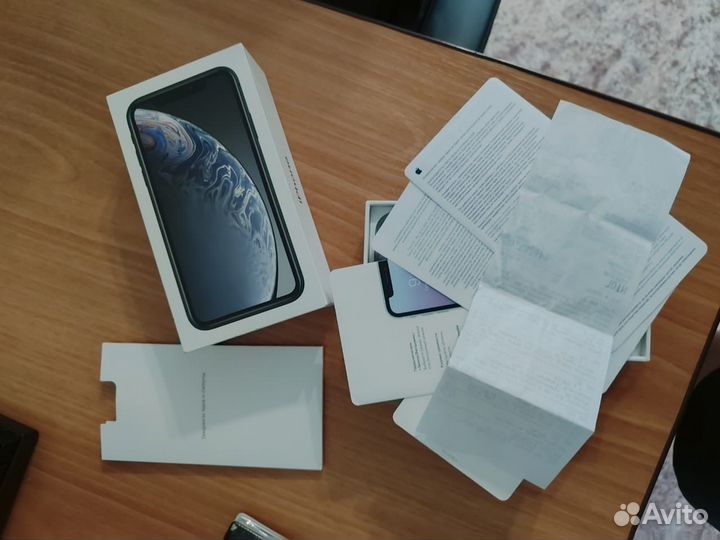 iPhone Xr, 64 ГБ