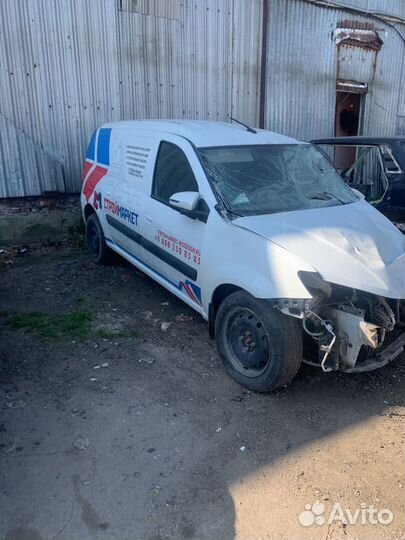 LADA Largus 1.6 МТ, 2021, битый, 100 000 км