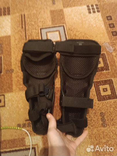 Налокотники для мотокросса