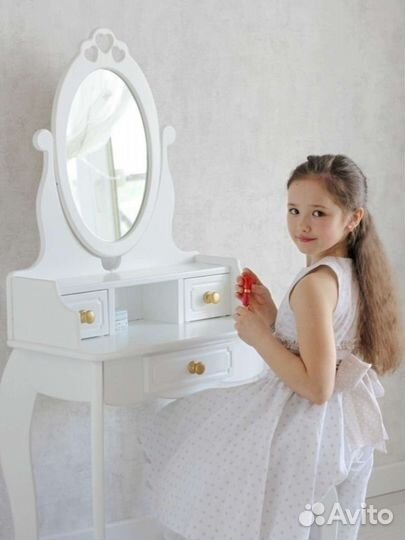 Туалетный столик детский с зеркалом косметический