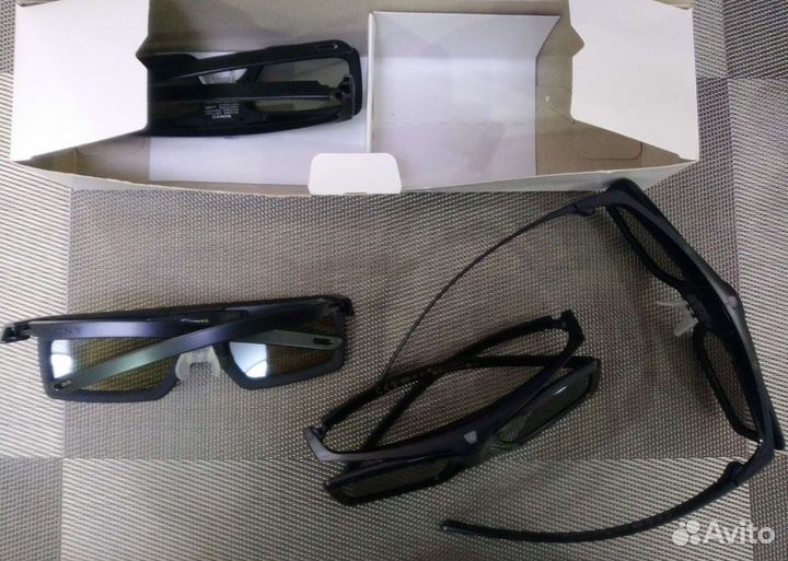 3D-очки Sony TDG-BT400A