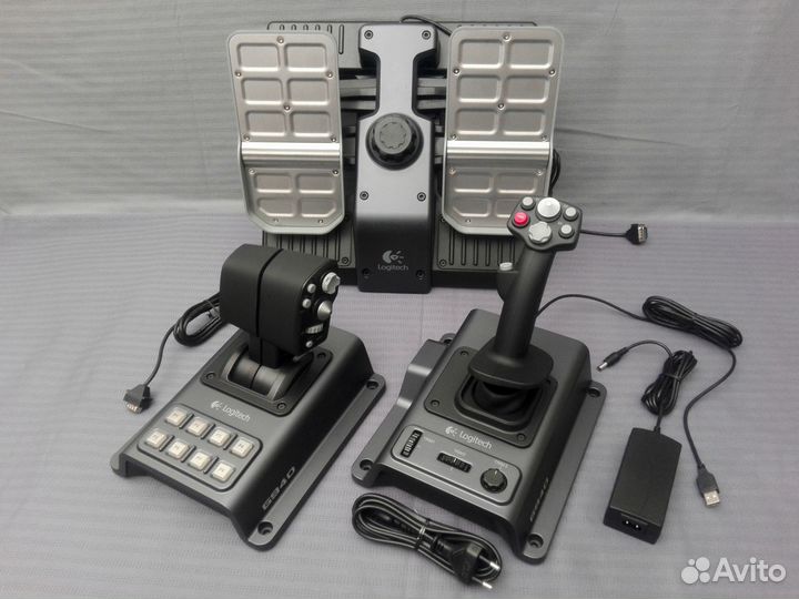 Джойстик Logitech Flight System G940
