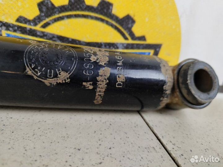 Амортизатор задний Mitsubishi L200 KB4T 2.5 TD