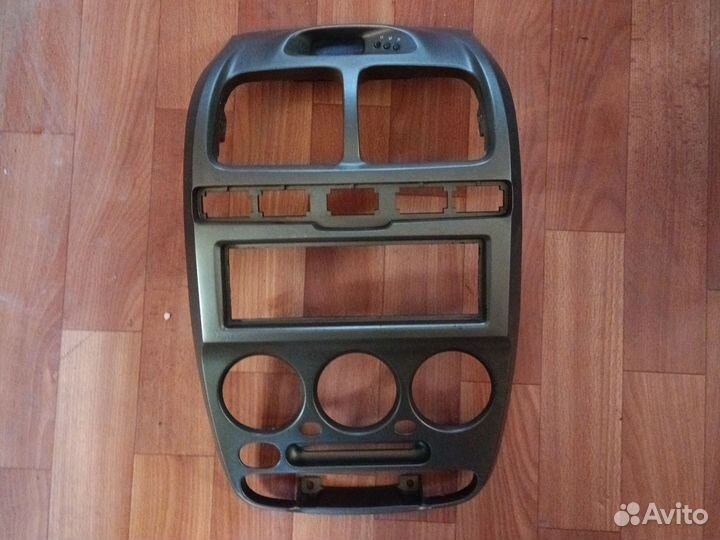 Накладка панели