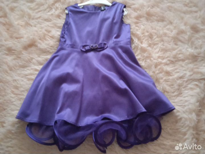 Платья нарядные