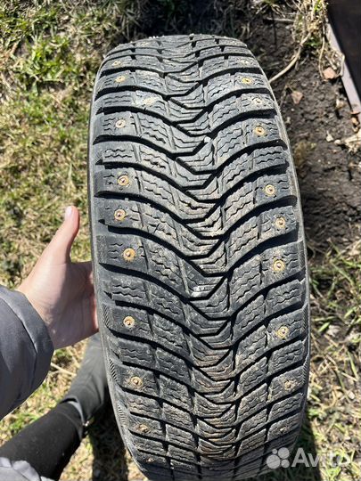 Michelin X-Ice North XIN3 185/65 R15 92