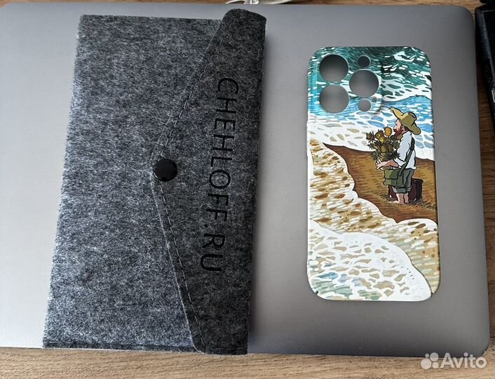 Чехол для iPhone 14 pro светящийся