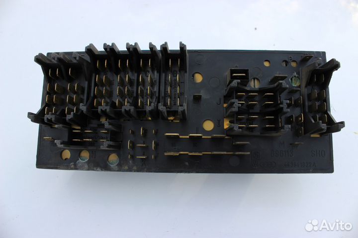 Блок предохранителей Ауди 80 В3, В4, Ауди 100 С3