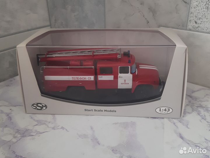 Модель пожарный ЗИЛ 130 ац-40