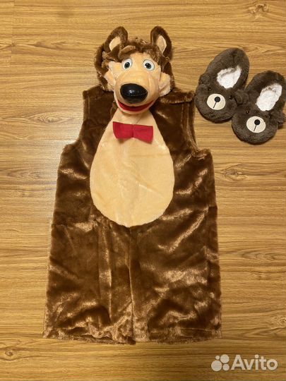 Новогодний костюм медведя и тапочки медведя