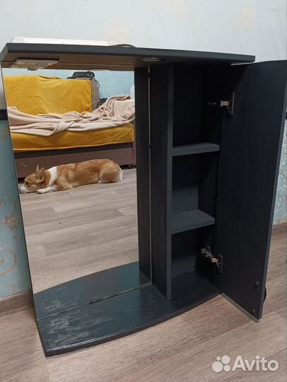 Восстановленная мебель для ванной комнаты