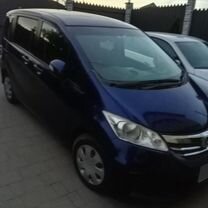 Honda Freed 1.5 CVT, 2014, 111 000 км, с пробегом, цена 1 385 000 руб.