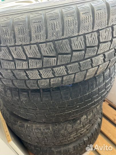 Dunlop Winter Maxx WM01 215/55 R17