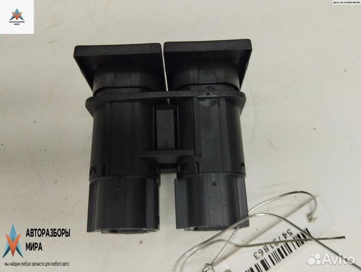 Кнопка обогрева сидений Ford Mondeo 3 2001