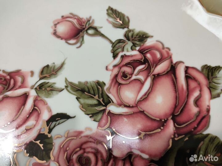 Блюдо и лопатка для торта, пирога