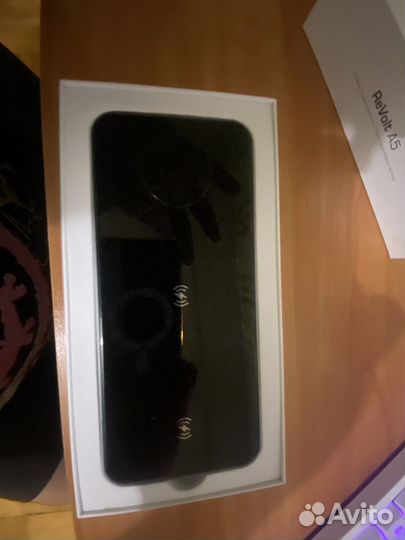 Беспроводная зарядная станция prestigio ReVolt A5