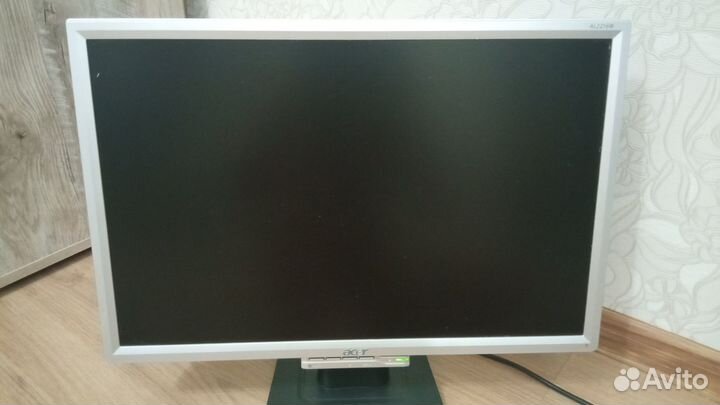 Монитор 22