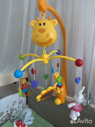 Мобиль на детскую кроватку