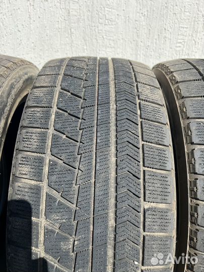 Bridgestone Blizzak VRX 255/45 R19 104S