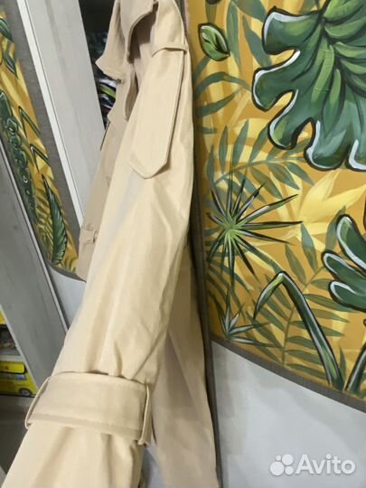 Плащ женский новый 46