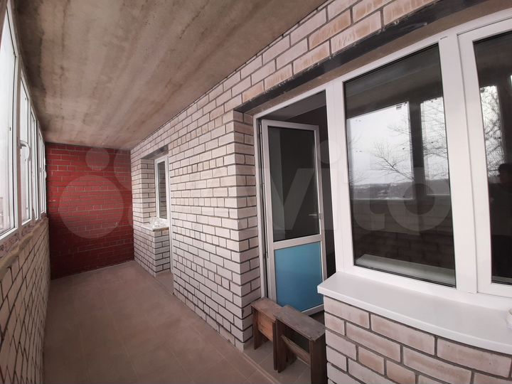 2-к. квартира, 65,2 м², 2/10 эт.