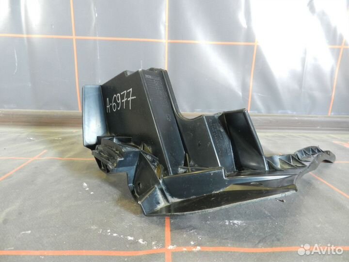 Кронштейн бампера переднего-Mercedes-Benz M-klasse