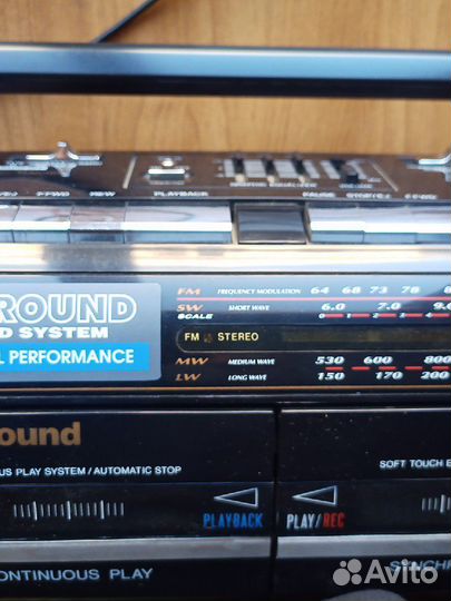 Двухкассетная магнитола