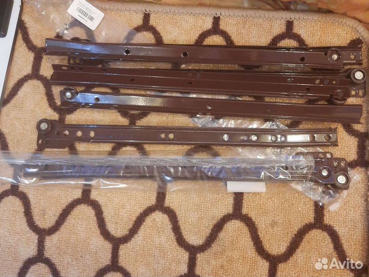 Направляющие для выдвижных ящиков