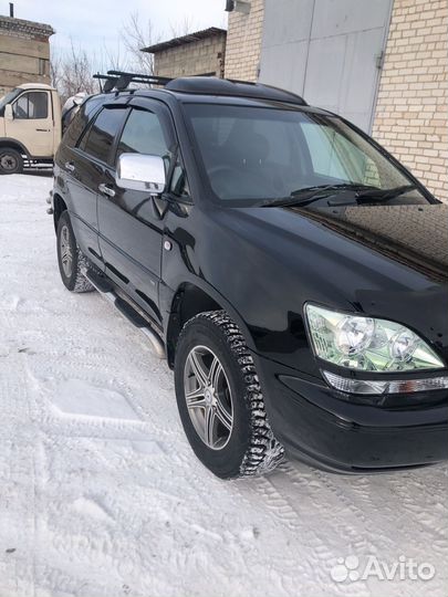 Toyota Harrier 2.4 AT, 2002, 380 000 км